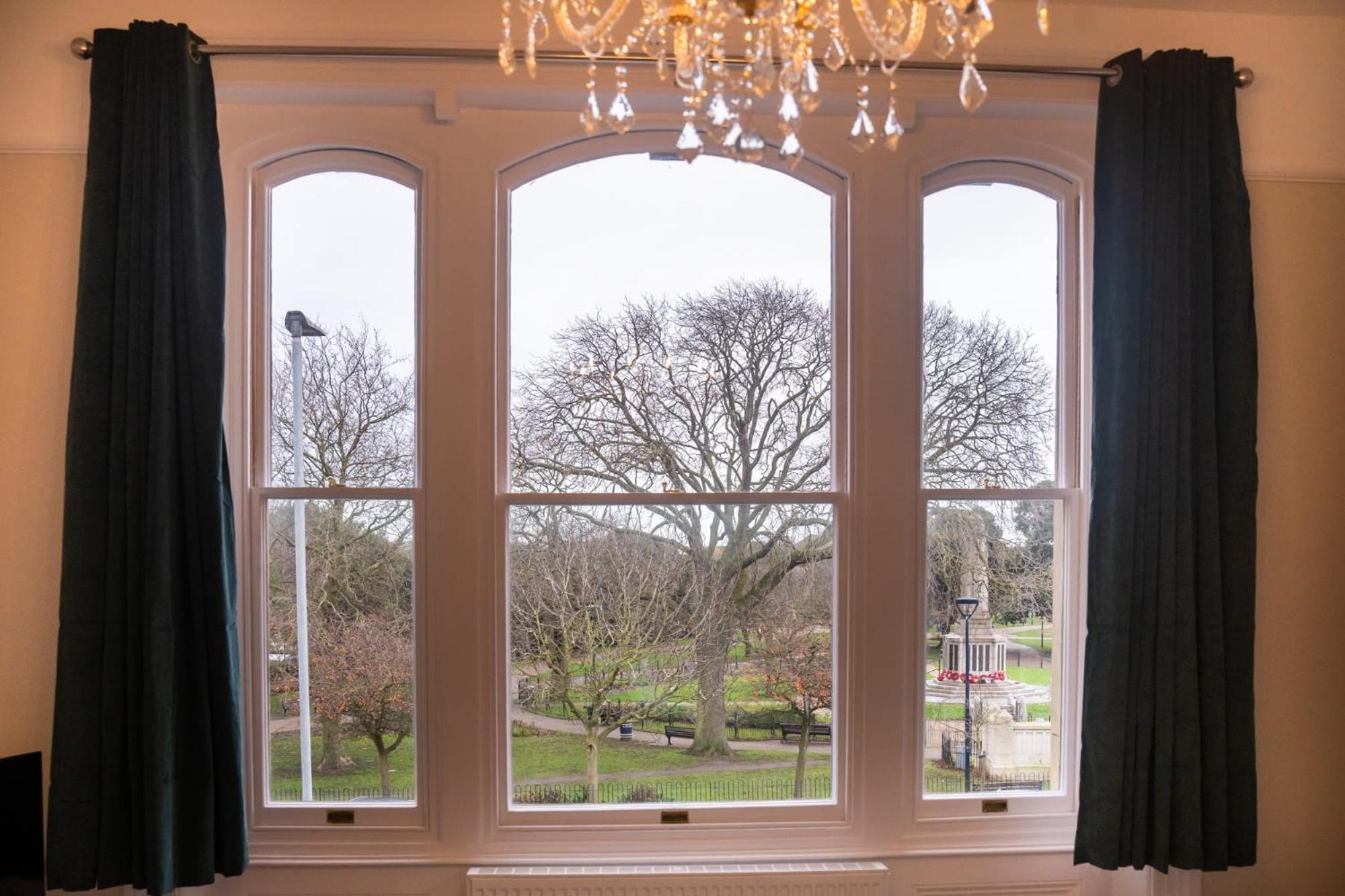 Stunning Park View Maisonette - 2 Bedrooms Great Yarmouth Bagian luar foto